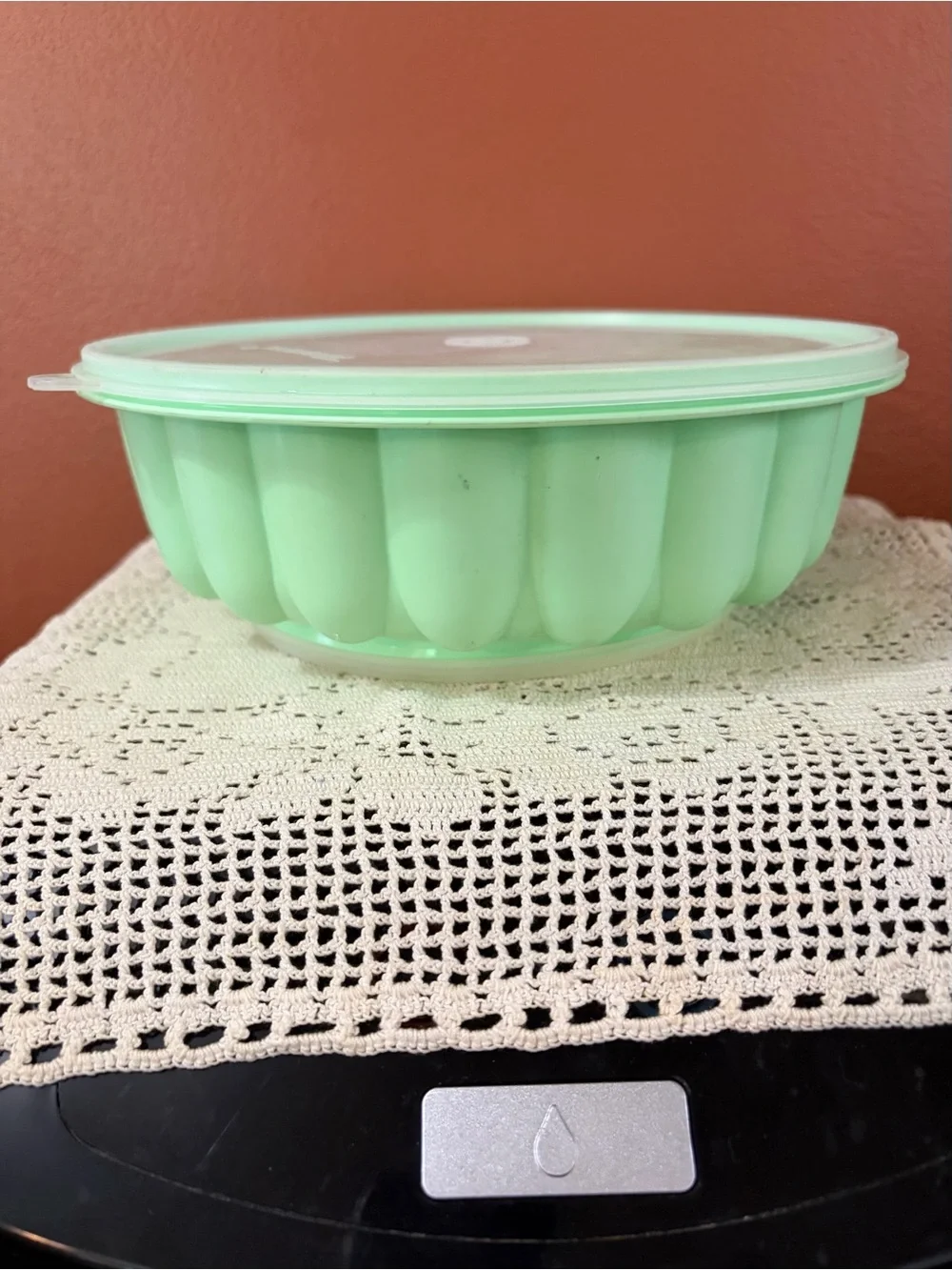 Tupperware Jello Mold